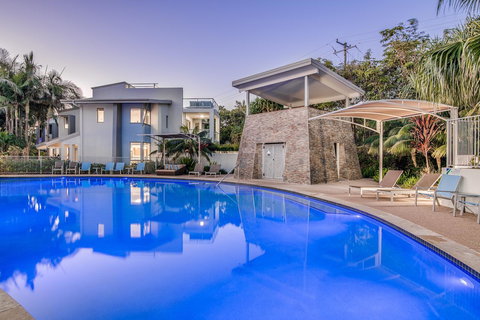 Coolum At The Beach - Accommodation Mount Tamborine 9