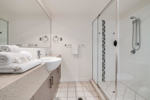 Coolum At The Beach - Accommodation Mount Tamborine 6