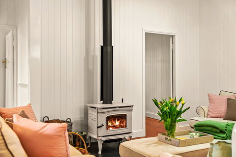 Frangipani House - Accommodation Mount Tamborine 9