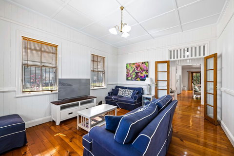 Frangipani House - Accommodation Mount Tamborine 4