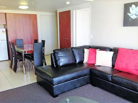 The Towers Of Chevron Renaissance - Holidays Gold Coast - Accommodation Mount Tamborine 41