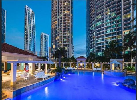 The Towers Of Chevron Renaissance - Holidays Gold Coast - Accommodation Mount Tamborine 5