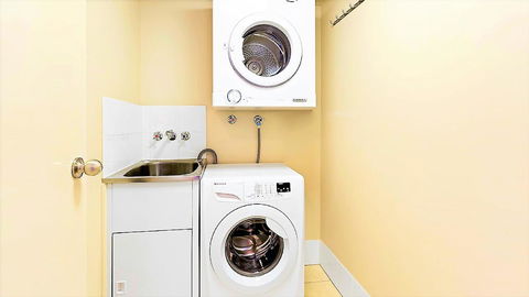 The Towers Of Chevron Renaissance - Holidays Gold Coast - Accommodation Mount Tamborine 34