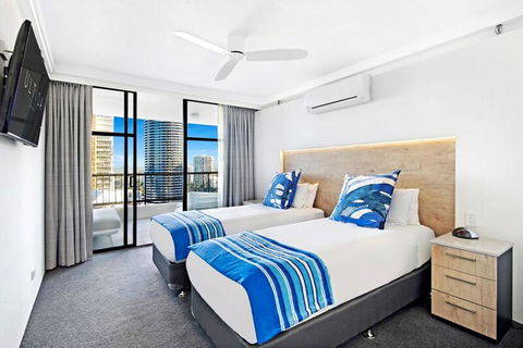 ULTIQA Beach Haven On Broadbeach - Accommodation Mount Tamborine 4