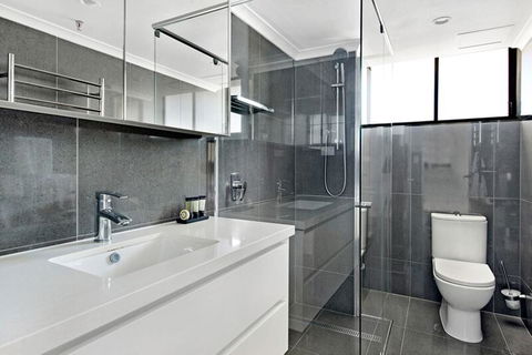ULTIQA Beach Haven On Broadbeach - Accommodation Mount Tamborine 6