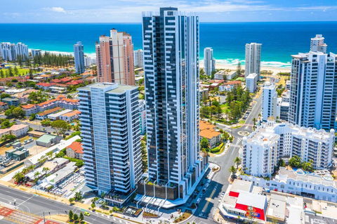Qube Broadbeach Ocean View Apartments - Accommodation Mount Tamborine 0