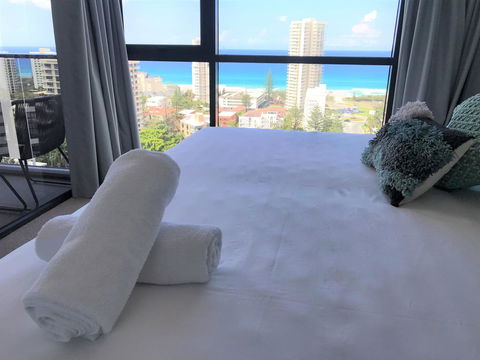 Qube Broadbeach Ocean View Apartments - Accommodation Mount Tamborine 20
