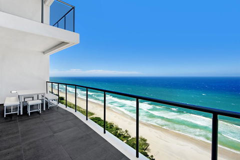 ULTIQA Air On Broadbeach - Accommodation Mount Tamborine 0