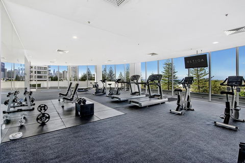 ULTIQA Air On Broadbeach - Accommodation Mount Tamborine 3
