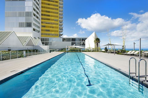 ULTIQA Air On Broadbeach - Accommodation Mount Tamborine 5