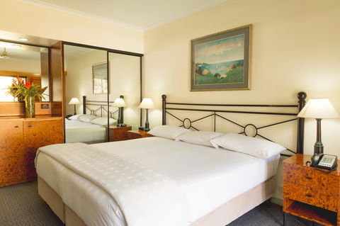 Palm Royale Cairns - Accommodation Mount Tamborine 27