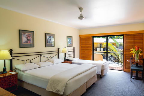 Palm Royale Cairns - Accommodation Mount Tamborine 21