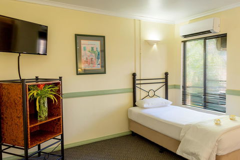 Palm Royale Cairns - Accommodation Mount Tamborine 23
