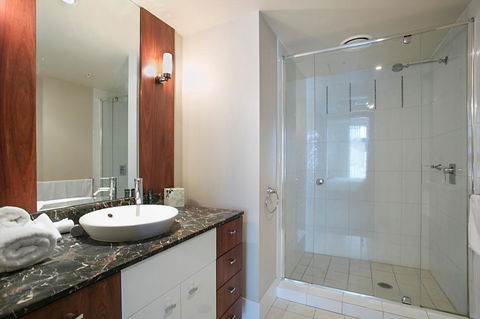 Towers Of Chevron - Private Apartment - Accommodation Mount Tamborine 4