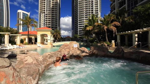 Towers Of Chevron - Private Apartment - Accommodation Mount Tamborine 10