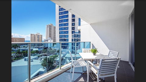 Gold Coast Private Apartments - H Residences, Surfers Paradise - Accommodation Mount Tamborine 35