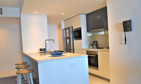 Gold Coast Private Apartments - H Residences, Surfers Paradise - Accommodation Mount Tamborine 10