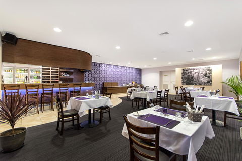 The Robert Towns - Accommodation Mount Tamborine 18