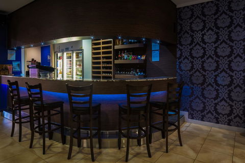 The Robert Towns - Accommodation Mount Tamborine 16