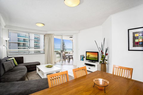 Kirra Beach Apartments - Accommodation Mount Tamborine 31