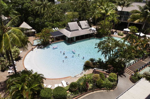 Novotel Cairns Oasis Resort - Accommodation Mount Tamborine 37