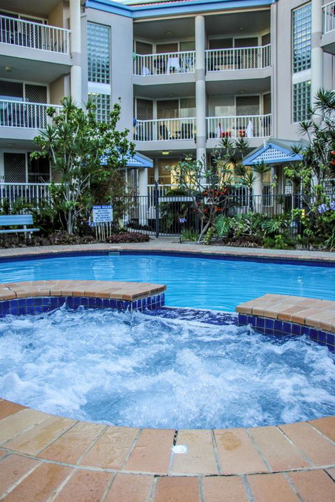 Surfers Beach Holiday Apartments - Accommodation Mount Tamborine 6