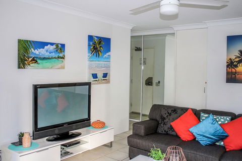 Surfers Beach Holiday Apartments - Accommodation Mount Tamborine 17