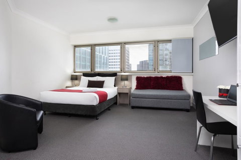 George Williams Hotel - Accommodation Mount Tamborine 4