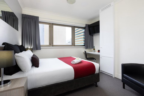 George Williams Hotel - Accommodation Mount Tamborine 11