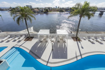 Vibe Hotel Gold Coast with Accommodation Mount Tamborine