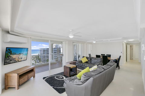 Moroccan Resort - HR Surfers Paradise - Accommodation Mount Tamborine 10