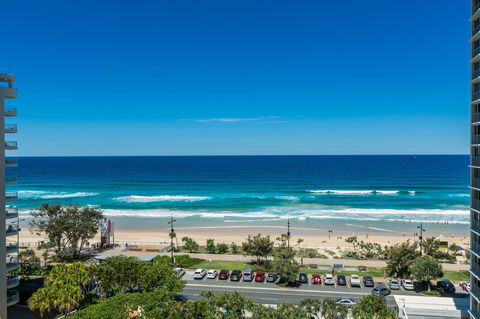 Moroccan Resort - HR Surfers Paradise - Accommodation Mount Tamborine 2