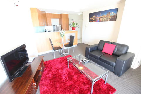 Tribeca Apartments - Accommodation Mount Tamborine 6