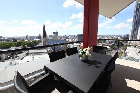 Tribeca Apartments - Accommodation Mount Tamborine 7