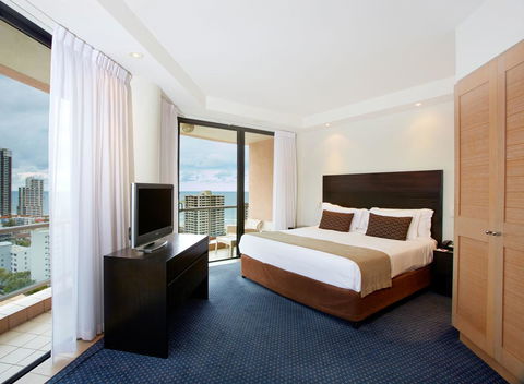 Crowne Plaza Surfers Paradise, An IHG Hotel - Accommodation Mount Tamborine 28