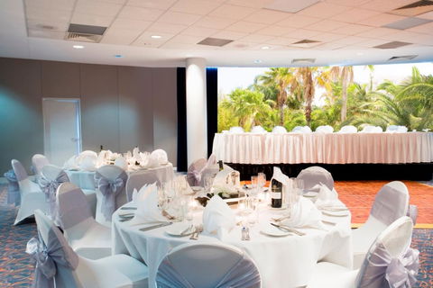 Crowne Plaza Surfers Paradise, An IHG Hotel - Accommodation Mount Tamborine 39