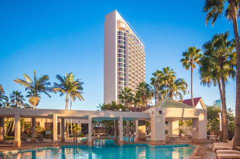 Crowne Plaza Surfers Paradise, An IHG Hotel - Accommodation Mount Tamborine 0