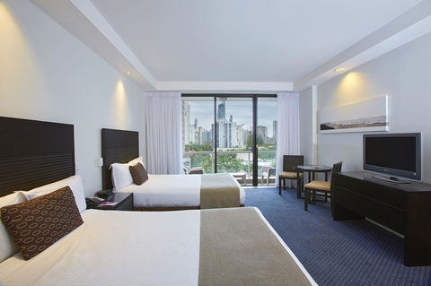 Crowne Plaza Surfers Paradise, An IHG Hotel - Accommodation Mount Tamborine 37