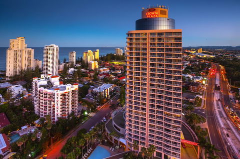 Crowne Plaza Surfers Paradise, An IHG Hotel - Accommodation Mount Tamborine 3