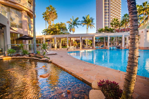 Crowne Plaza Surfers Paradise, An IHG Hotel - Accommodation Mount Tamborine 4