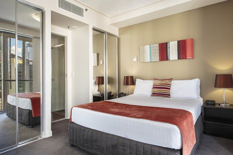 Evolution Apartments - Accommodation Mount Tamborine 14