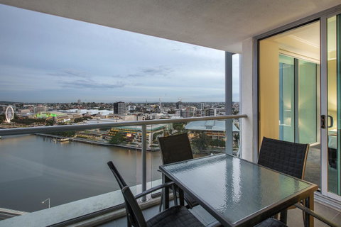 Evolution Apartments - Accommodation Mount Tamborine 15