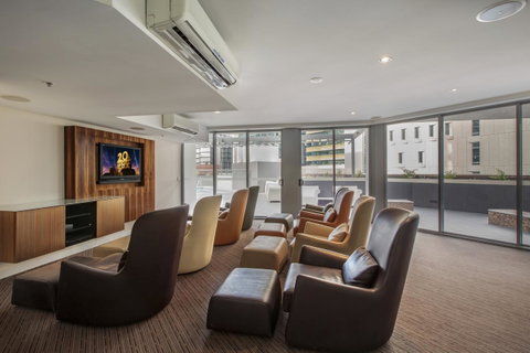 Evolution Apartments - Accommodation Mount Tamborine 4
