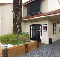 Burke  Wills Motor Inn - Accommodation Mount Tamborine