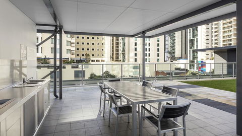 Oaks Brisbane Festival Suites - Accommodation Mount Tamborine 13