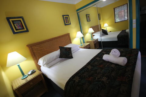 Aruba Beach Resort - Accommodation Mount Tamborine 1