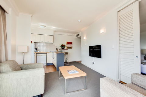 Central Cosmo Apartment Hotel - Accommodation Mount Tamborine 31