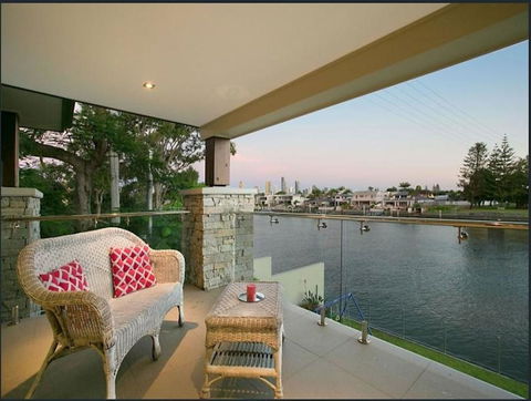 Riverfront Dream - Accommodation Mount Tamborine 24