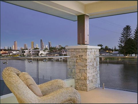 Riverfront Dream - Accommodation Mount Tamborine 10