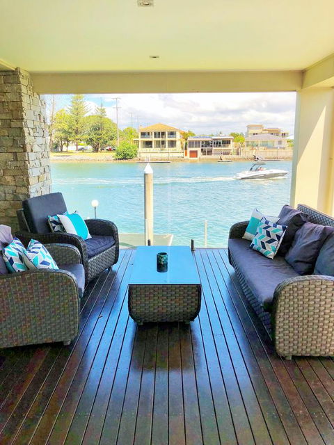 Riverfront Dream - Accommodation Mount Tamborine 9